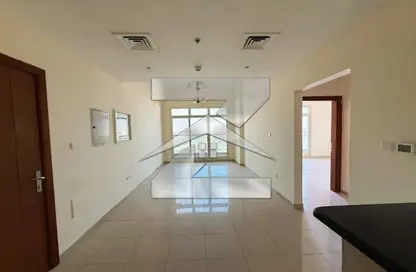 شقة - غرفة نوم - 2 حمامات للايجار في 6 لا فيستا ريزيدنس - لا فيستا - واحة دبي للسيليكون - دبي