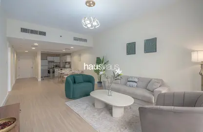 شقة - غرفة نوم - 2 حمامات للبيع في روز2 - حدائق الإمارات 1 - قرية الجميرا سركل - دبي