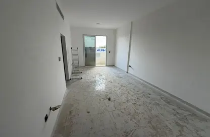 شقة - غرفة نوم - 2 حمامات للايجار في الجرف 2 - الجرف - عجمان وسط المدينة - عجمان