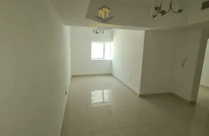 Apartment - 1 Bedroom - 2 Bathrooms for rent in Al Khan - Sharjah