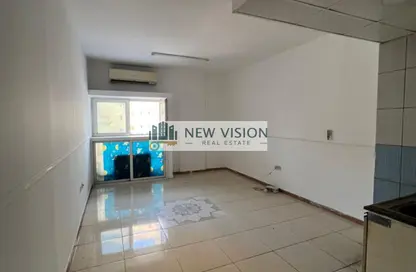 Apartment - Studio - 1 Bathroom for rent in Al Qulaya'ah - Al Sharq - Sharjah