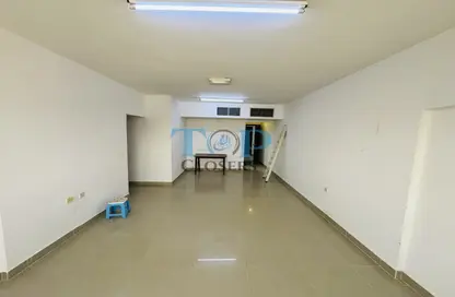 Apartment - 1 Bedroom - 1 Bathroom for rent in Hai Al Humaira - Central District - Al Ain