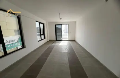 Apartment - 2 Bedrooms - 3 Bathrooms for rent in Muwailih Building - Muwaileh - Sharjah