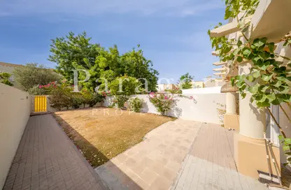 Villa - 2 Bedrooms - 3 Bathrooms for rent in Springs 14 - The Springs - Dubai