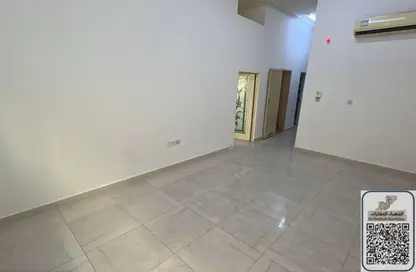 شقة - غرفة نوم - 2 حمامات للايجار في فلل الروضة 2 - 2  الروضة - الروضة - عجمان