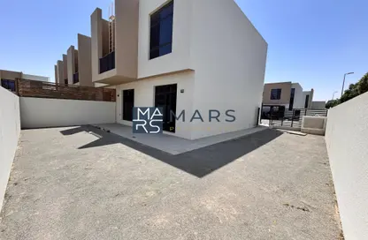 Villa - 3 Bedrooms - 4 Bathrooms for rent in Nasma Residence - Al Tai - Sharjah