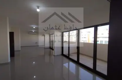 Apartment - 3 Bedrooms - 4 Bathrooms for rent in Al Danah - Abu Dhabi