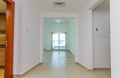 Hall / Corridor image for: Apartment - 3 Bedrooms - 4 Bathrooms for rent in Khalidiya Tower B - Khalidiya Twin Towers - Al Khalidiya - Abu Dhabi, Image 1