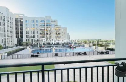 Apartment - 2 Bedrooms - 2 Bathrooms for sale in Hayat Boulevard-2A - Hayat Boulevard - Town Square - Dubai
