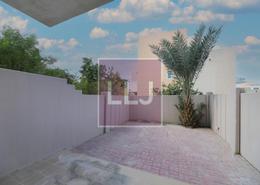 Villa - 2 bedrooms - 3 bathrooms for rent in Contemporary Style - Al Reef Villas - Al Reef - Abu Dhabi