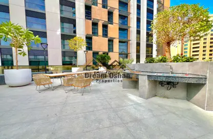 Apartment - 2 Bedrooms - 3 Bathrooms for rent in Dome Tower - Al Jaddaf - Dubai