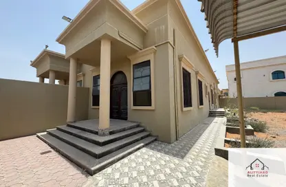 Villa - 2 Bedrooms - 2 Bathrooms for rent in Al Dhait South - Al Dhait - Ras Al Khaimah