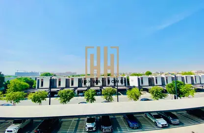 Apartment - 2 Bedrooms - 3 Bathrooms for rent in The Gate - Aljada - Sharjah