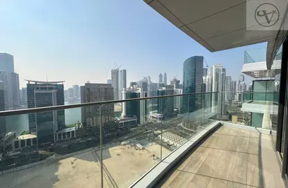 Apartment - 2 Bedrooms - 3 Bathrooms for sale in Imperial Avenue - Downtown Dubai - Dubai