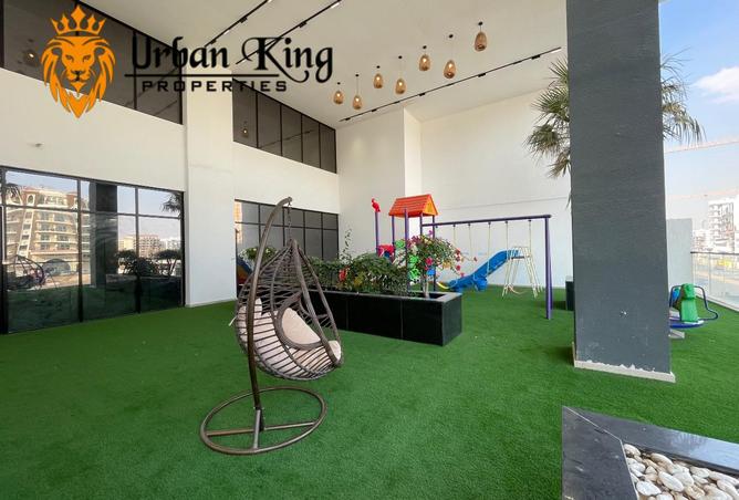 1Bhk Apt With Balcony/ A/C DEWA / For Family
