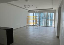 صورةغرفة فارغة لـ: شقة - 1 غرفة نوم - 2 حمامات للبيع في برج مى دو رى - أبراج بحيرة الجميرا - دبي, صورة 1