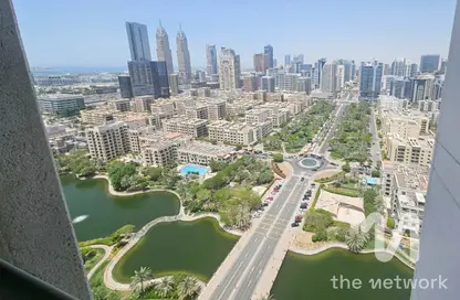 Apartment - 2 Bedrooms - 3 Bathrooms for rent in The Links West Tower - The Links - The Views - Dubai