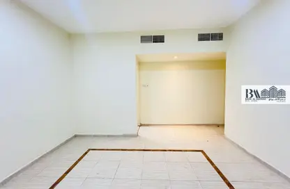 Apartment - 3 Bedrooms - 3 Bathrooms for rent in SS Lootah - Al Barsha 1 - Al Barsha - Dubai