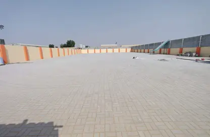 Land - Studio for rent in Al Sajaa - Sharjah