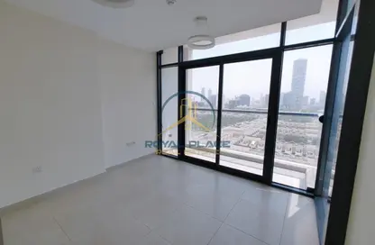 Apartment - 1 Bedroom - 2 Bathrooms for rent in Central Park Tower - Jumeirah Village Circle - Dubai