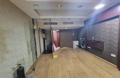 Shop - Studio for rent in Al Souk Al Kabeer - Bur Dubai - Dubai