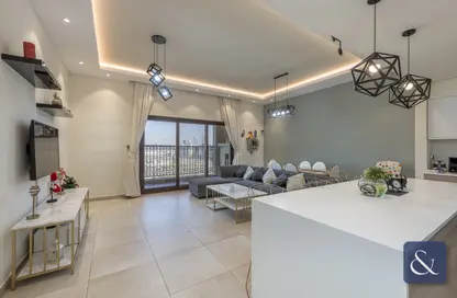 صورة لـ غرفة المعيشة / غرفة الطعام شقة - 2 غرف نوم - 3 حمامات للبيع في برج الأندلس آيه - الأندلس - منطقة الجولف بالجميرا - دبي ، صورة رقم 1