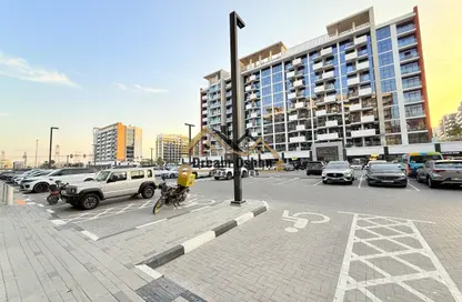 Shop - Studio - 1 Bathroom for rent in Azizi Riviera 36 - AZIZI Riviera - Meydan One - Meydan - Dubai