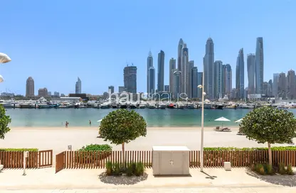 Duplex - 3 Bedrooms - 4 Bathrooms for rent in Marina Vista - EMAAR Beachfront - Dubai Harbour - Dubai