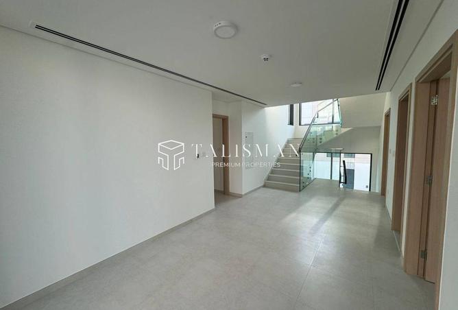 15718131 - Property Image 2