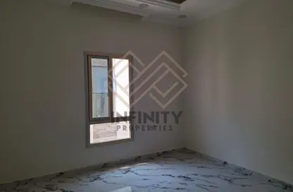 Apartment - 5 Bedrooms - 7 Bathrooms for sale in Al Amira Village - Al Yasmeen - Ajman