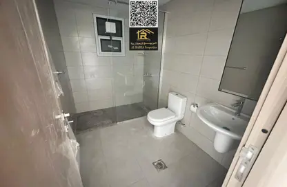 Apartment - 3 Bedrooms - 5 Bathrooms for rent in Al Jurf 2 - Al Jurf - Ajman Downtown - Ajman
