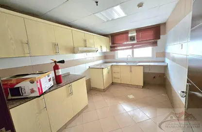 Apartment - 1 Bedroom - 2 Bathrooms for rent in Muwaileh 29 Building - Muwaileh - Sharjah