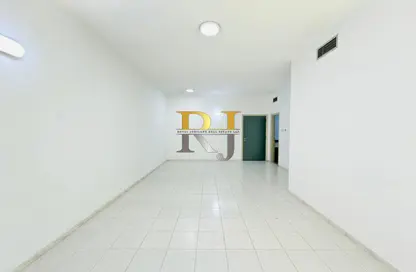 Apartment - 1 Bedroom - 2 Bathrooms for rent in Mankhool Building - Mankhool - Bur Dubai - Dubai