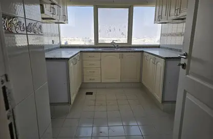 Apartment - 2 Bedrooms - 2 Bathrooms for rent in Al Wahda - Sharjah
