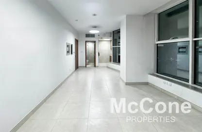 Apartment - Studio - 1 Bathroom for rent in DXB Tower - Sheikh Zayed Road - Dubai