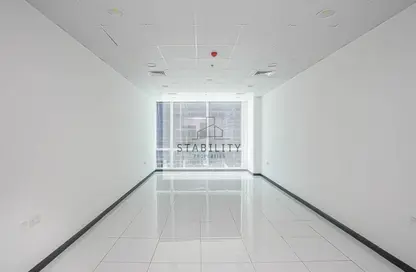 مكتب - استوديو للايجار في برج تماني - الخليج التجاري - دبي