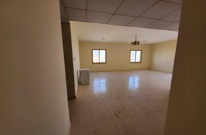 Apartment - 2 Bedrooms - 2 Bathrooms for rent in Building 1 - Yasmin Village - Ras Al Khaimah