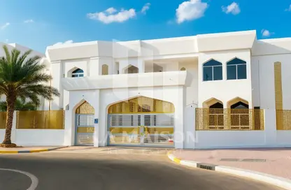 فيلا - 8 غرف نوم - 8 حمامات للايجار في البطين - أبوظبي