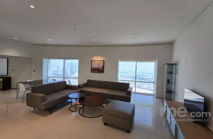 شقة - 2 غرف نوم - 3 حمامات للايجار في برج بارك - شارع الشيخ زايد - دبي