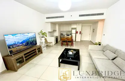 Living / Dining Room image for: Apartment - 1 Bedroom - 1 Bathroom for sale in Rahaal 1 - Madinat Jumeirah Living - Umm Suqeim - Dubai, Image 1