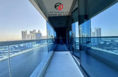 Apartment - 1 Bedroom - 2 Bathrooms for rent in Majestic Tower - Al Abraj street - Business Bay - Dubai