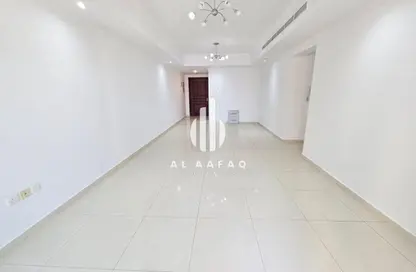 شقة - 2 غرف نوم - 3 حمامات للايجار في المجاز 1 - المجاز - الشارقة شقة - 2 غرف نوم - 3 حمامات للايجار في المجاز 1 - المجاز - الشارقة
