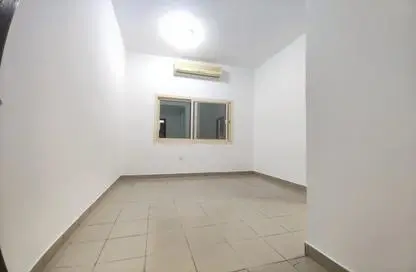 Apartment - Studio - 1 Bathroom for rent in Al Baraha - Deira - Dubai