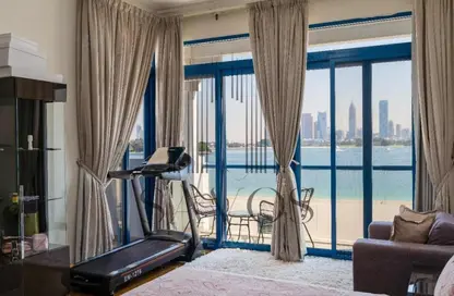 Villa - 5 Bedrooms - 6 Bathrooms for rent in Palma Residences - Palm Jumeirah - Dubai