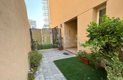 Villa - 3 Bedrooms - 4 Bathrooms for rent in Villa Lantana 2 - Villa Lantana - Al Barsha - Dubai