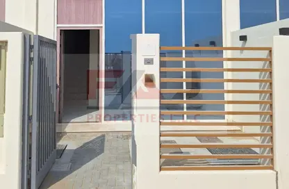 Townhouse - 1 Bedroom - 2 Bathrooms for rent in Wadi Al Safa 7 - Dubai