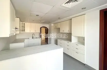 Kitchen image for: Villa - 3 Bedrooms - 4 Bathrooms for rent in Al Reem 1 - Al Reem - Arabian Ranches - Dubai, Image 1
