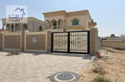 Outdoor House image for: Villa - 5 Bedrooms - 7 Bathrooms for rent in Al Mowaihat 2 - Al Mowaihat - Ajman, Image 1