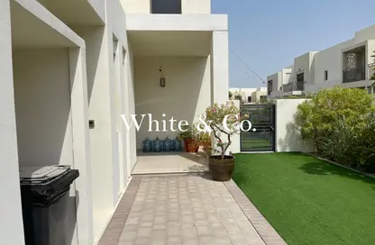 فيلا - 4 غرف نوم - 4 حمامات للبيع في نور تاون هاوس - تاون سكوير - دبي