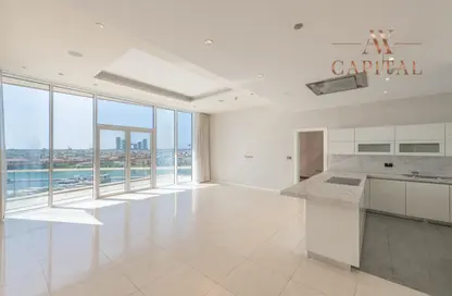 Apartment - 2 Bedrooms - 3 Bathrooms for sale in Aquamarine - Tiara Residences - Palm Jumeirah - Dubai